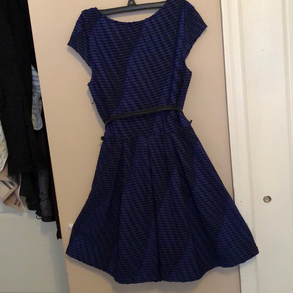 Dark blue with black print short dress . - Picture 3 of 3
